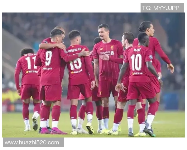 欧冠激战：利物浦逆转里昂红牌争议引发全场热议